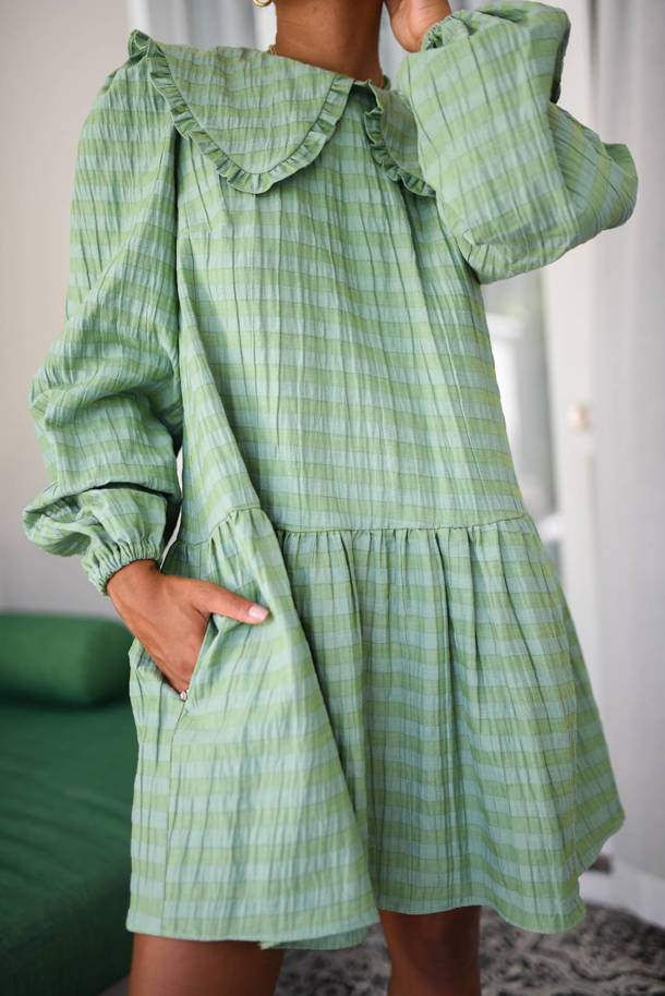 Robe Stacy Green